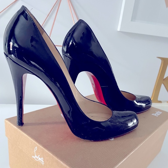 Christian Louboutin - Picture 2 of 7